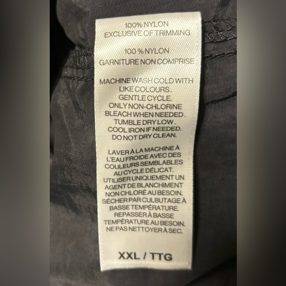 Tilley Women’s Shorts - Size XXL - Picture 8 of 8